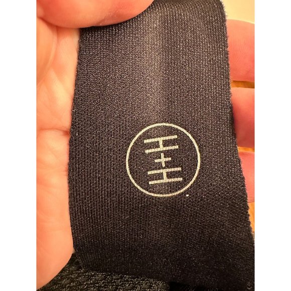 Nike Kyrie Basketball 🏀 Black Speckle Sneakers size 5.5Y (laces not included) - Picture 6 of 14